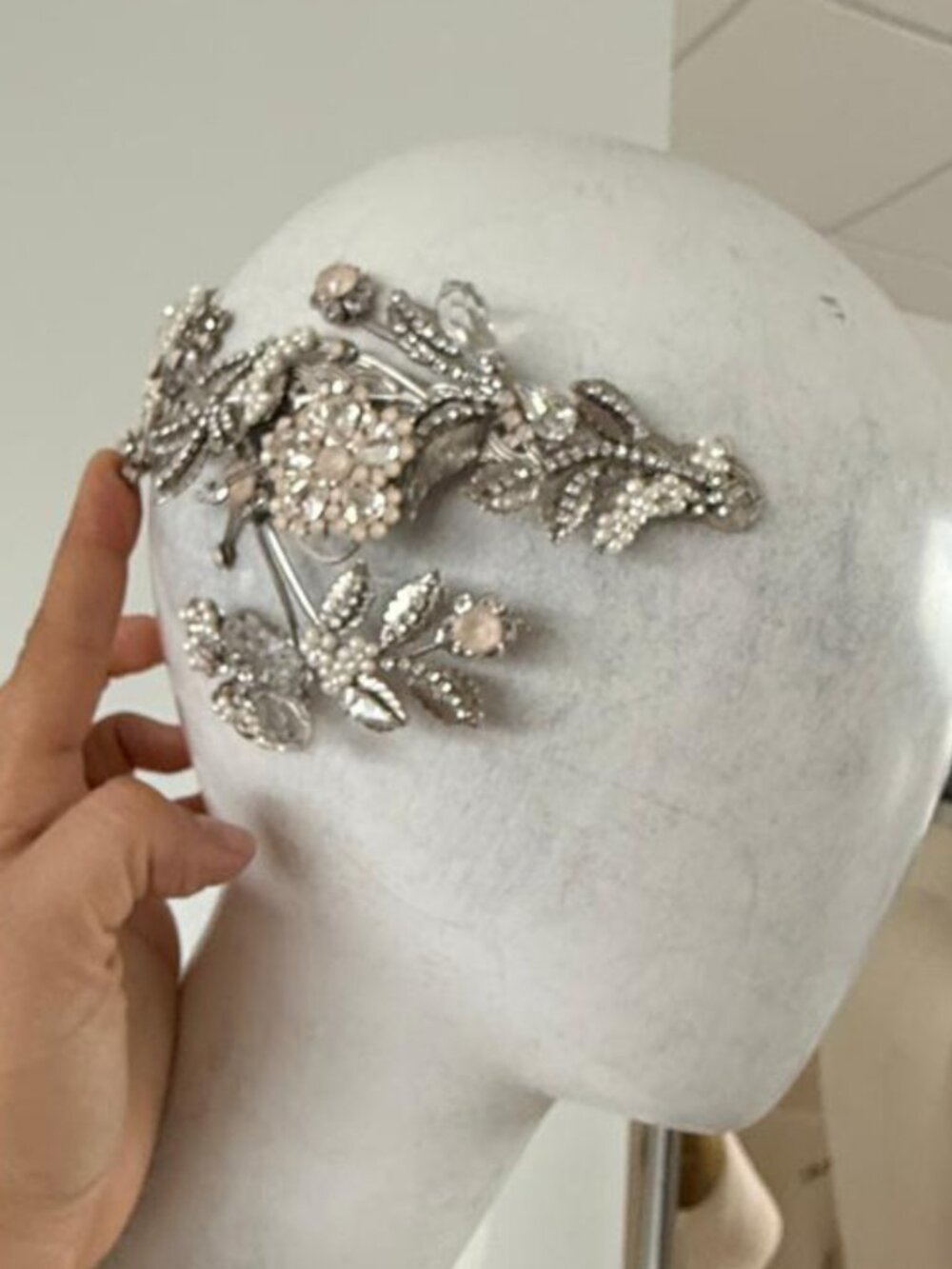 Maria Elena "April Showers" Bridal Headband Halo NWT - Picture 3 of 11
